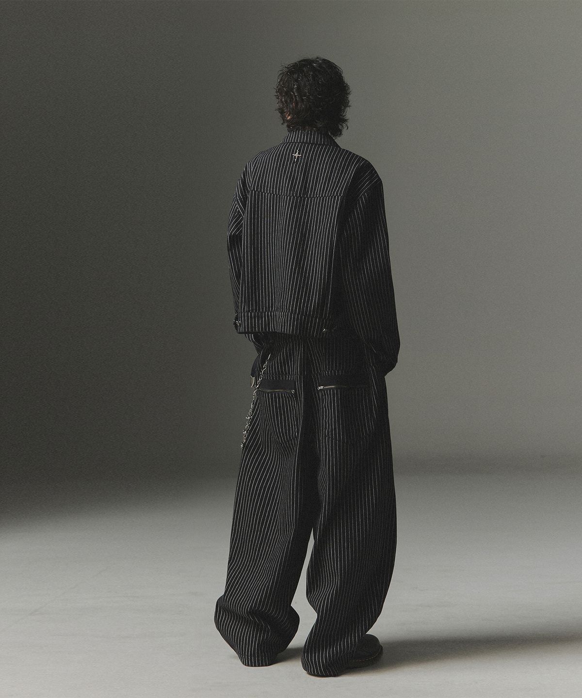 낫포너드(NOT4NERD) Waist Buckle Stripe Wide Fit Denim Pants - Black