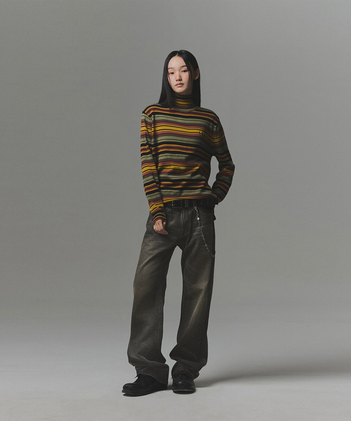 낫포너드(NOT4NERD) Symbol Stitch Low Rise Flare Fit Denim Pants - Black