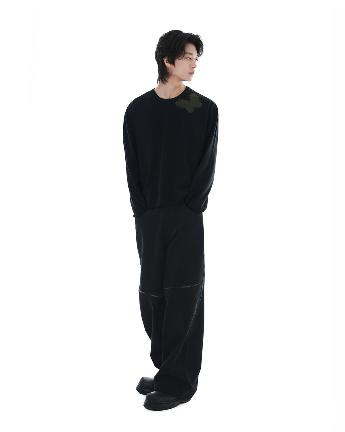 헤오진(HEOJIN) 히튼 톤 컷 팬츠_블랙