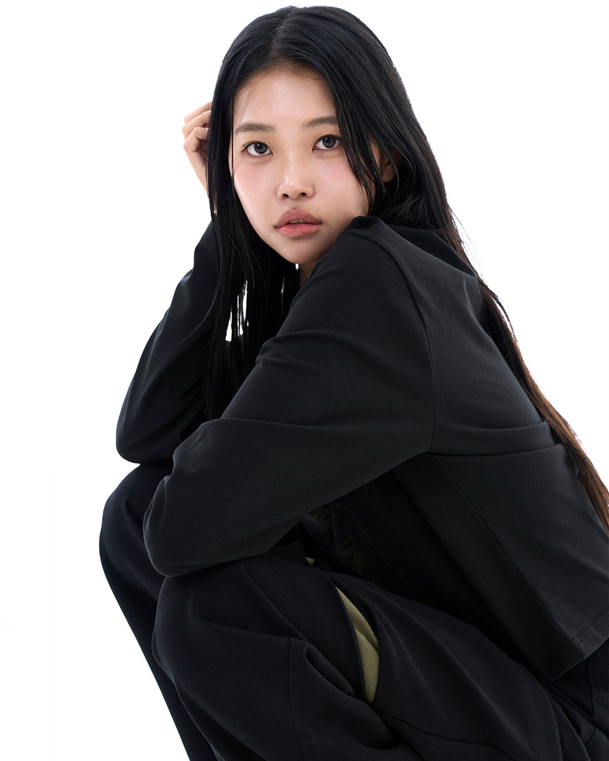 헤오진(HEOJIN) 히튼 톤 컷 팬츠_블랙