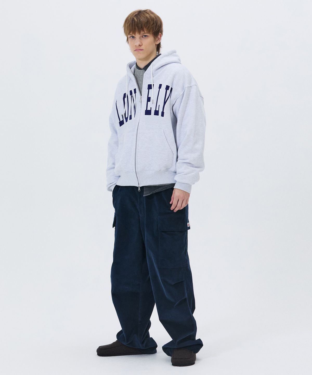 노앙(NOHANT) CORDUROY UTILITY CARGO PANTS NAVY