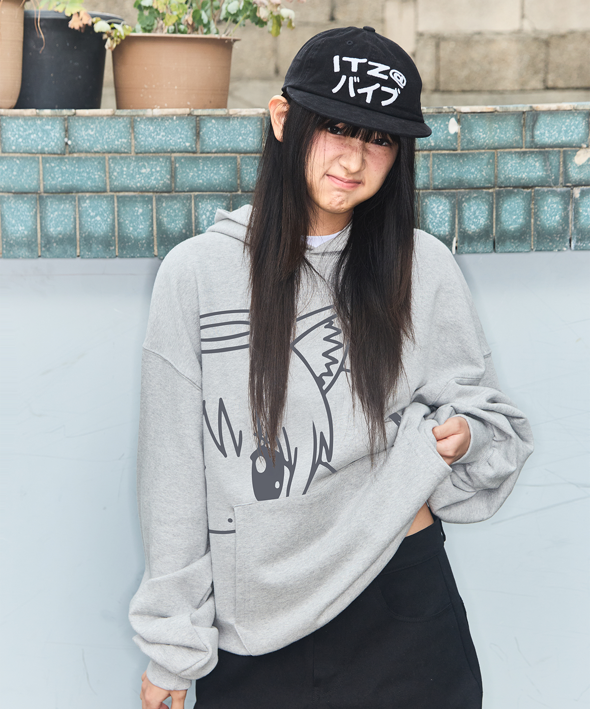 잇자바이브(ITZAVIBE) CAT GIRL HOODIE - GRAY