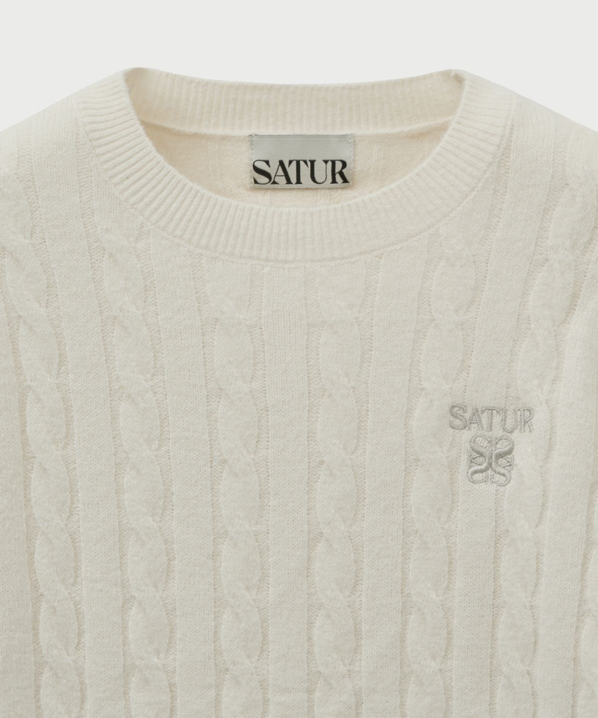 세터(SATUR) (W) 소프트 터치 케이블 크루 넥 니트 크림