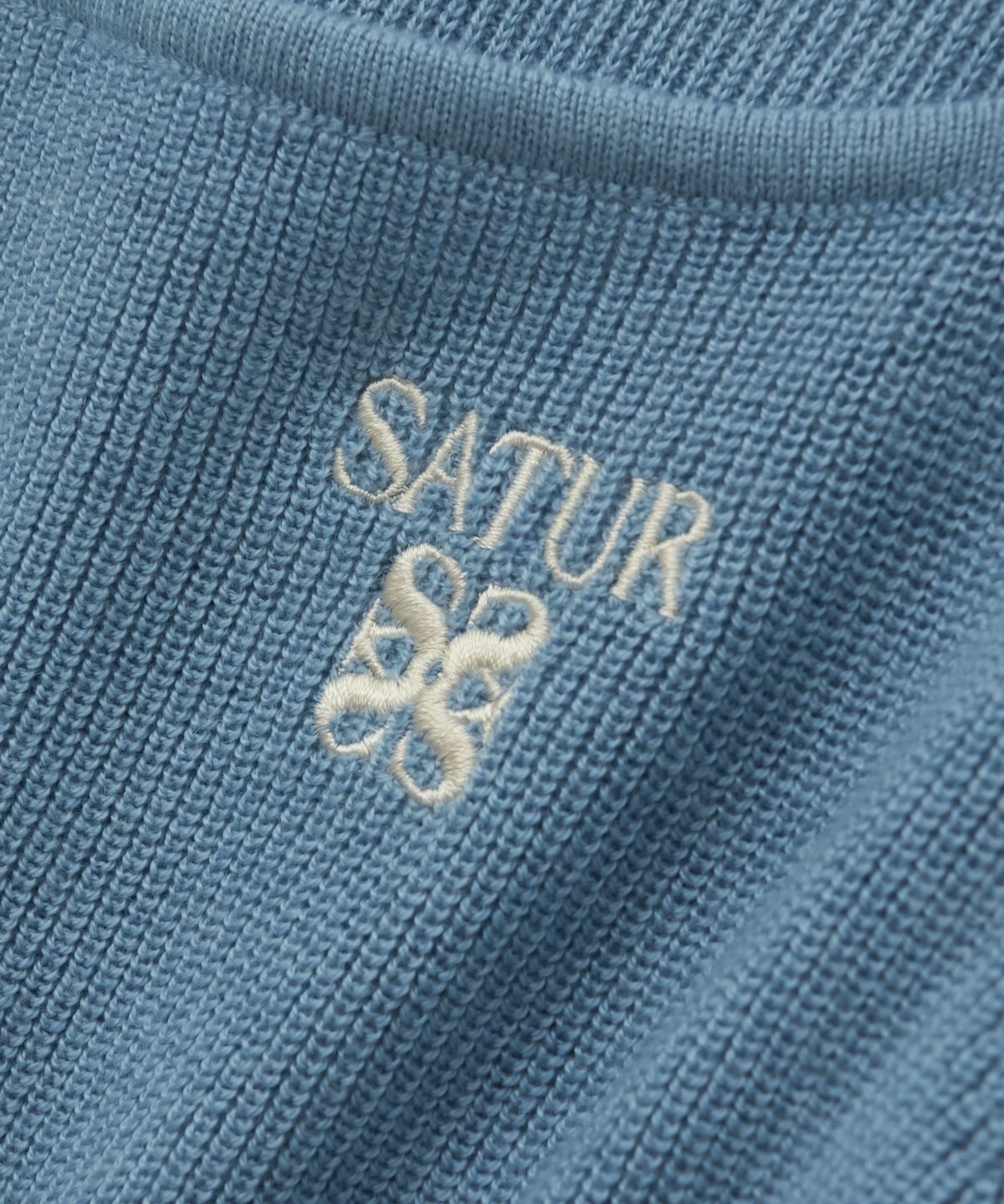 세터(SATUR) (W) 스퀘어넥 니트 롱 슬리브 블루