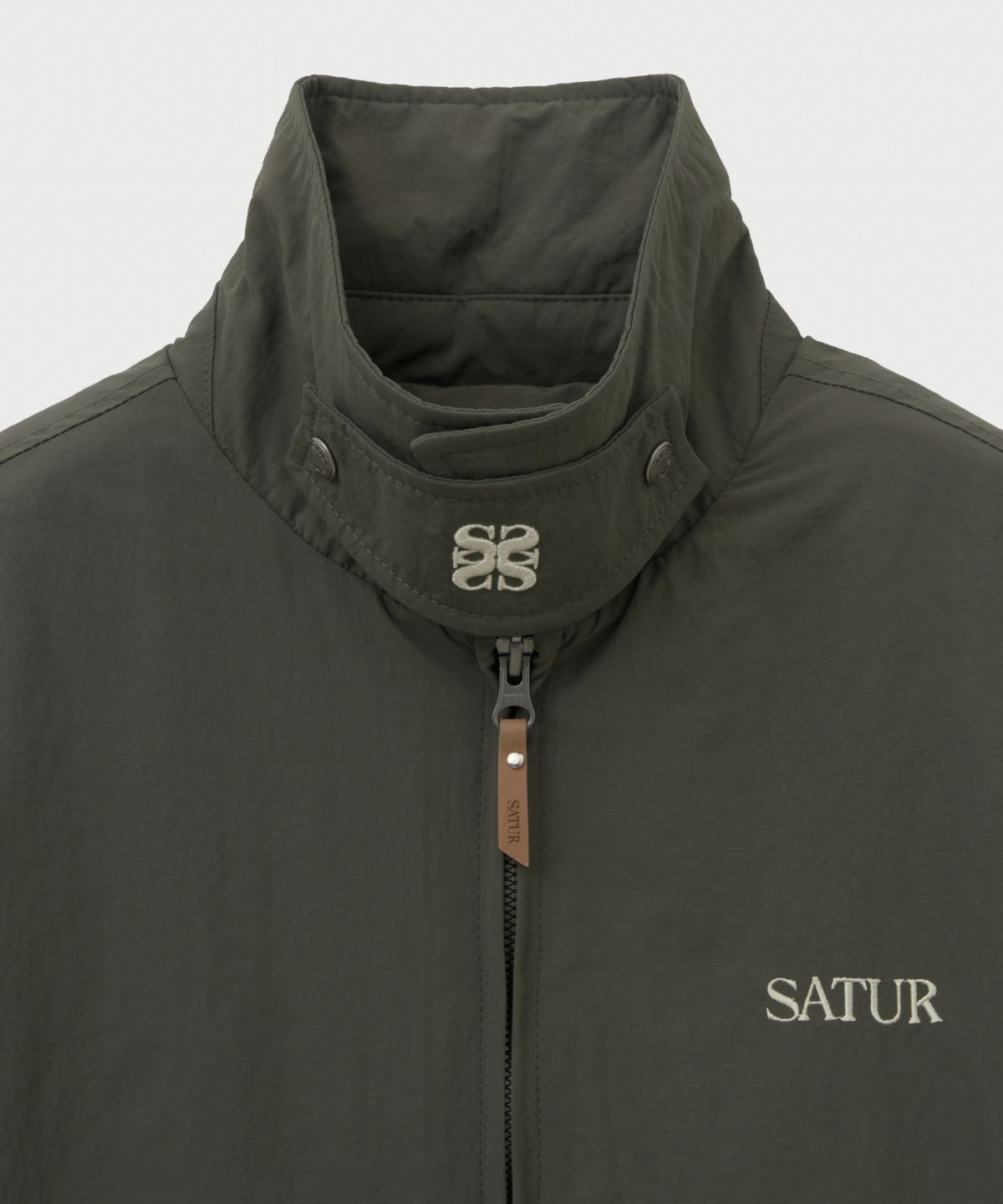 세터(SATUR) 마론 나일론 패디드 봄버 자켓 카키