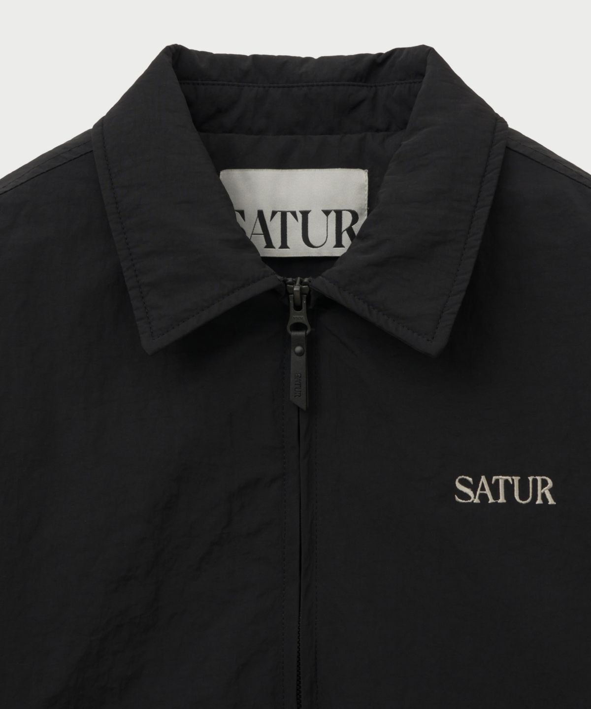 세터(SATUR) 마론 나일론 패디드 봄버 자켓 블랙