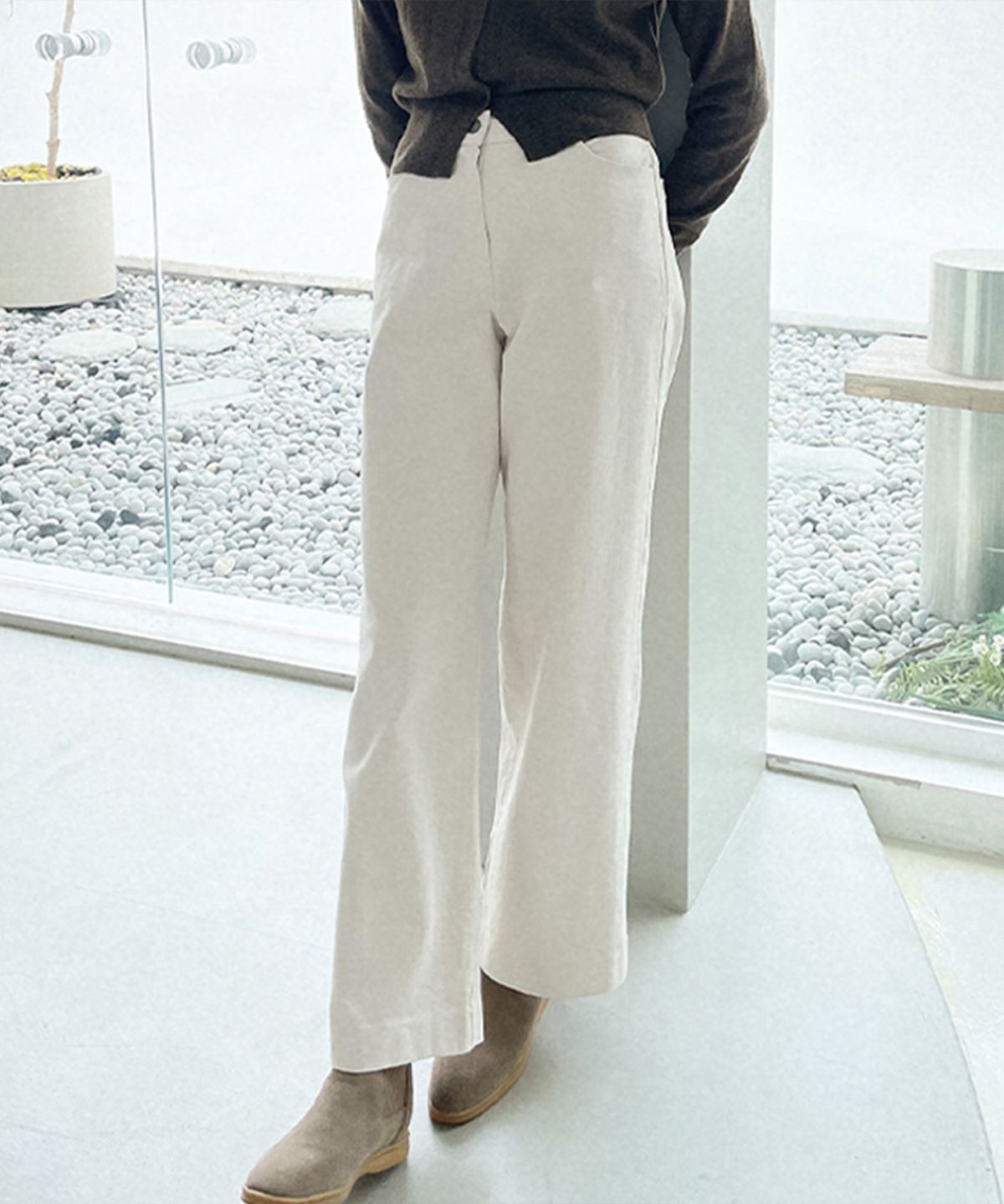 슬로우롤리(SLOWLOLLI) Back elastic straight pants