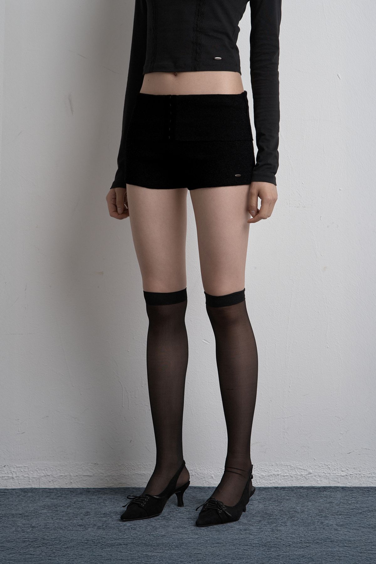 시너진(SYNERJYN) FOLD TWO-WAY KNIT SHORTS BLACK