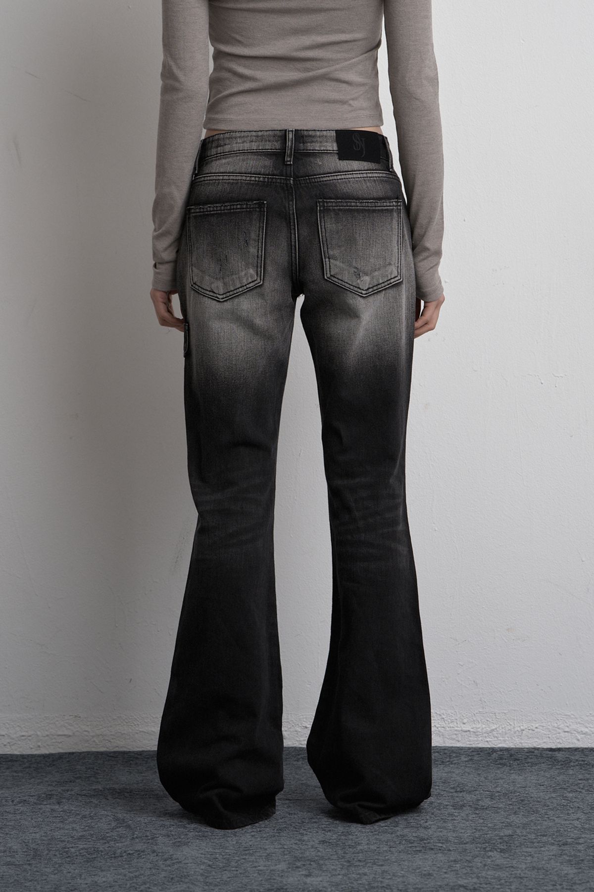 시너진(SYNERJYN) CARGO PAINTING DENIM PANTS BLACK