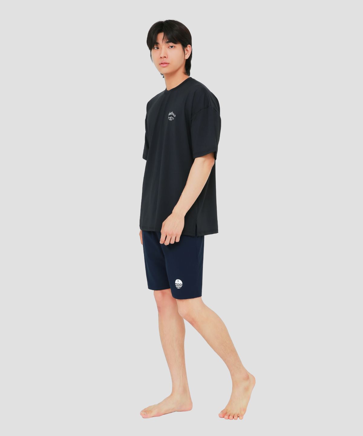 베르톤(VERTONE) 루즈핏 반팔 래쉬가드 블랙