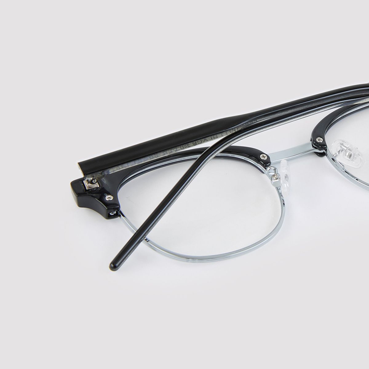알로아이웨어(ALO EYEWEAR) [Essential] AL5506 0911G 하금테 블랙/실버 안경테 블루라이트 차단 렌즈 선택