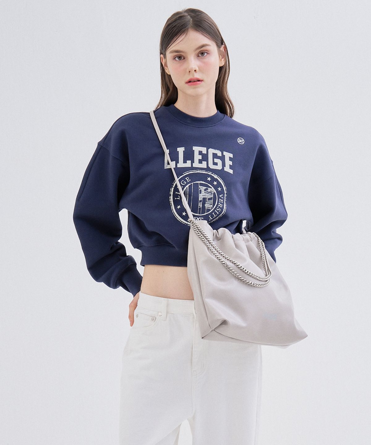 마크니(MACNI) CHAIN STRING BAG_BEIGE GREY