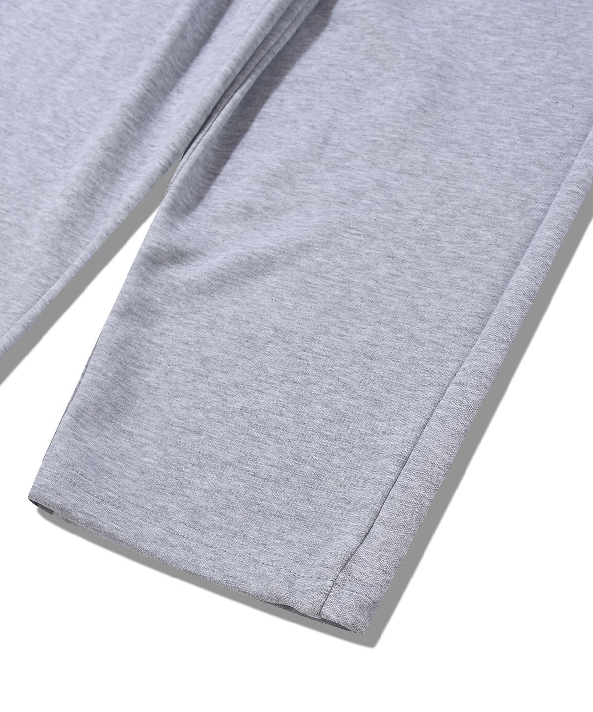지프키즈(JEEPKIDS) 스몰 로고 핀턱 트레이닝 팬츠(KQ5TPU098MG)