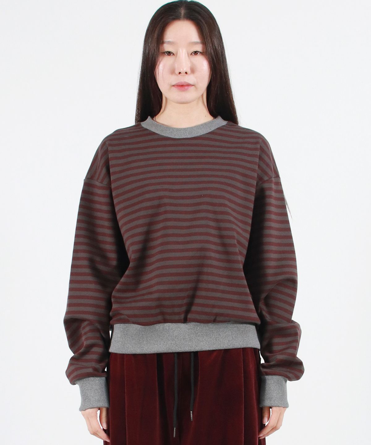 드마크(DEMARC) STRIPE MEDIUM-FIT SWEATSHIRT -  Burgundy