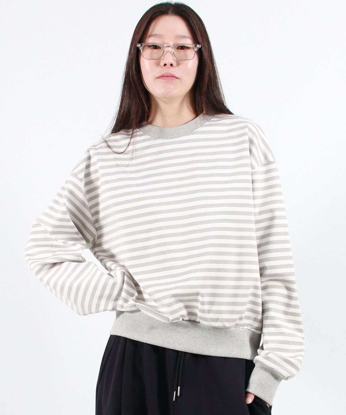 드마크(DEMARC) STRIPE MEDIUM-FIT SWEATSHIRT -  Gray