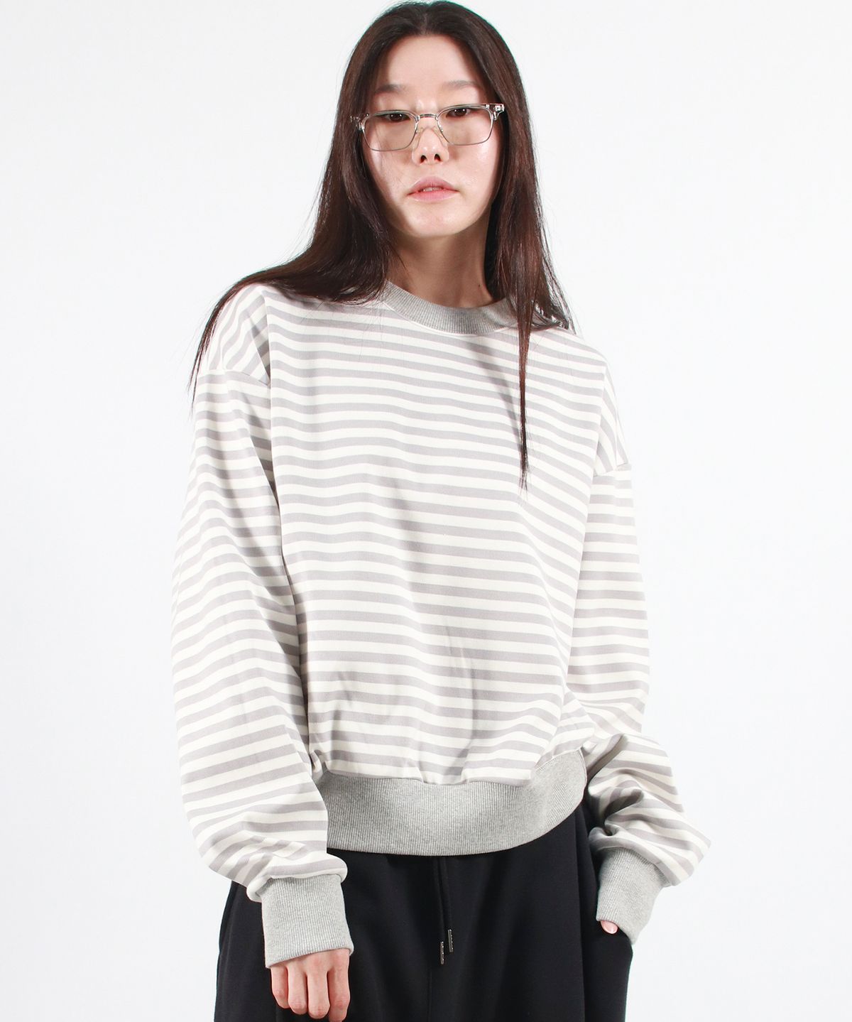 드마크(DEMARC) STRIPE MEDIUM-FIT SWEATSHIRT -  Gray