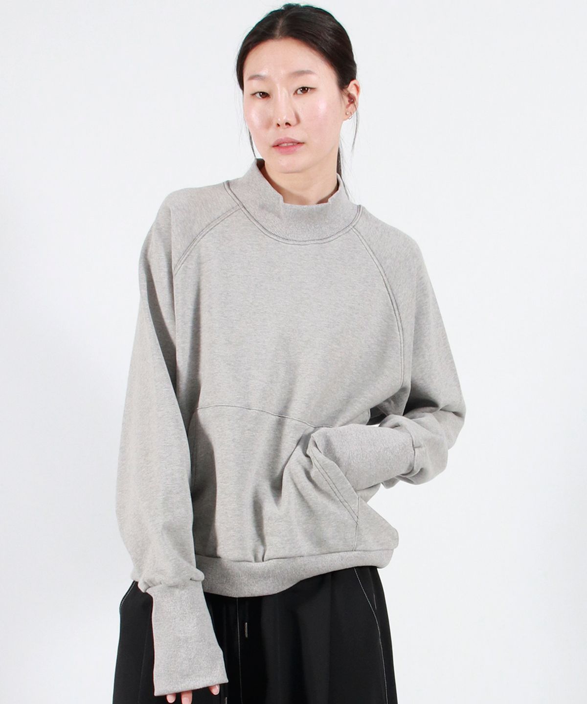 드마크(DEMARC) HIGH-NECK MEDIUM-FIT STITCH RAGLAN SWEATSHIRT -  Gray
