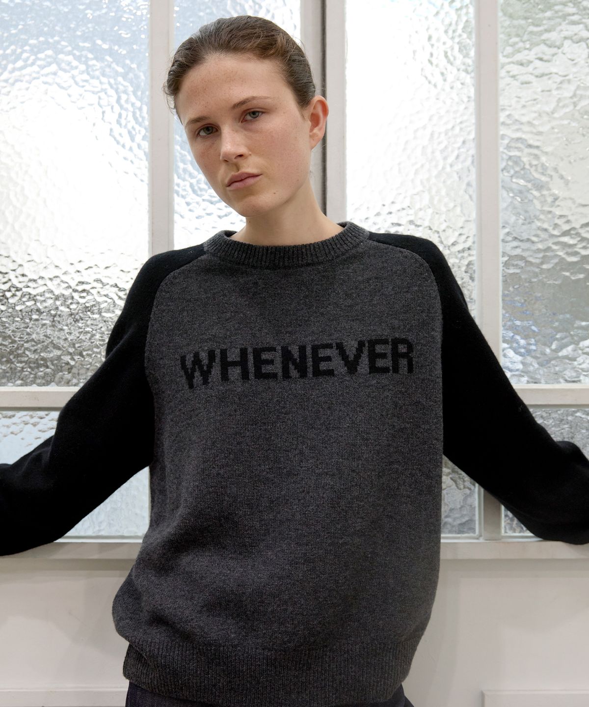 르바(LEVAR) Whenever Wool Raglan Knit - Charcoal