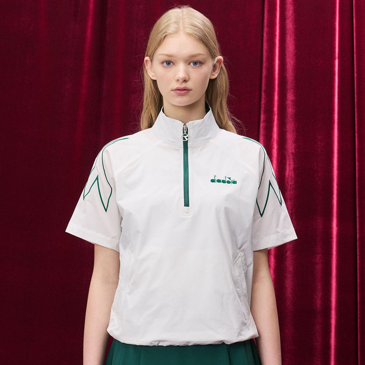 디아도라(diadora) 벤토 스탠넥 아노락 OFF WHITE