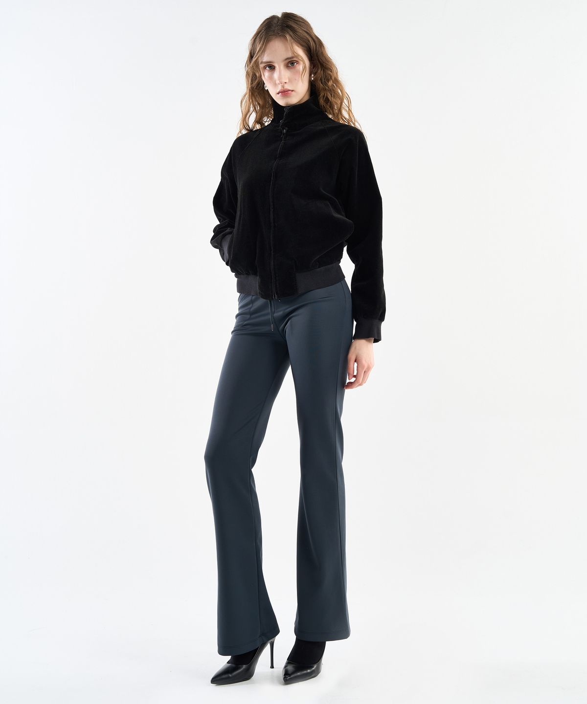 월드딜레마(WORLDDILEMA) Low-Waist Leggings Boot-Cut Pants (Charcoal)