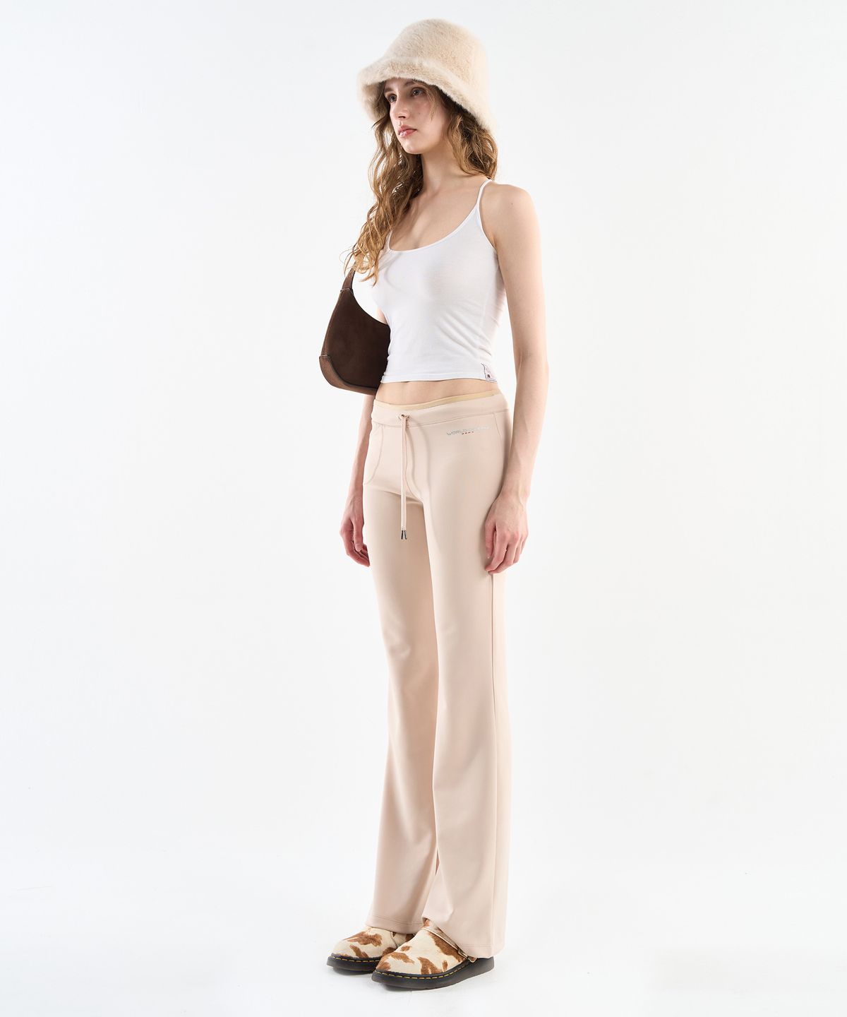 월드딜레마(WORLDDILEMA) Low-Waist Leggings Boot-Cut Pants (Cream)