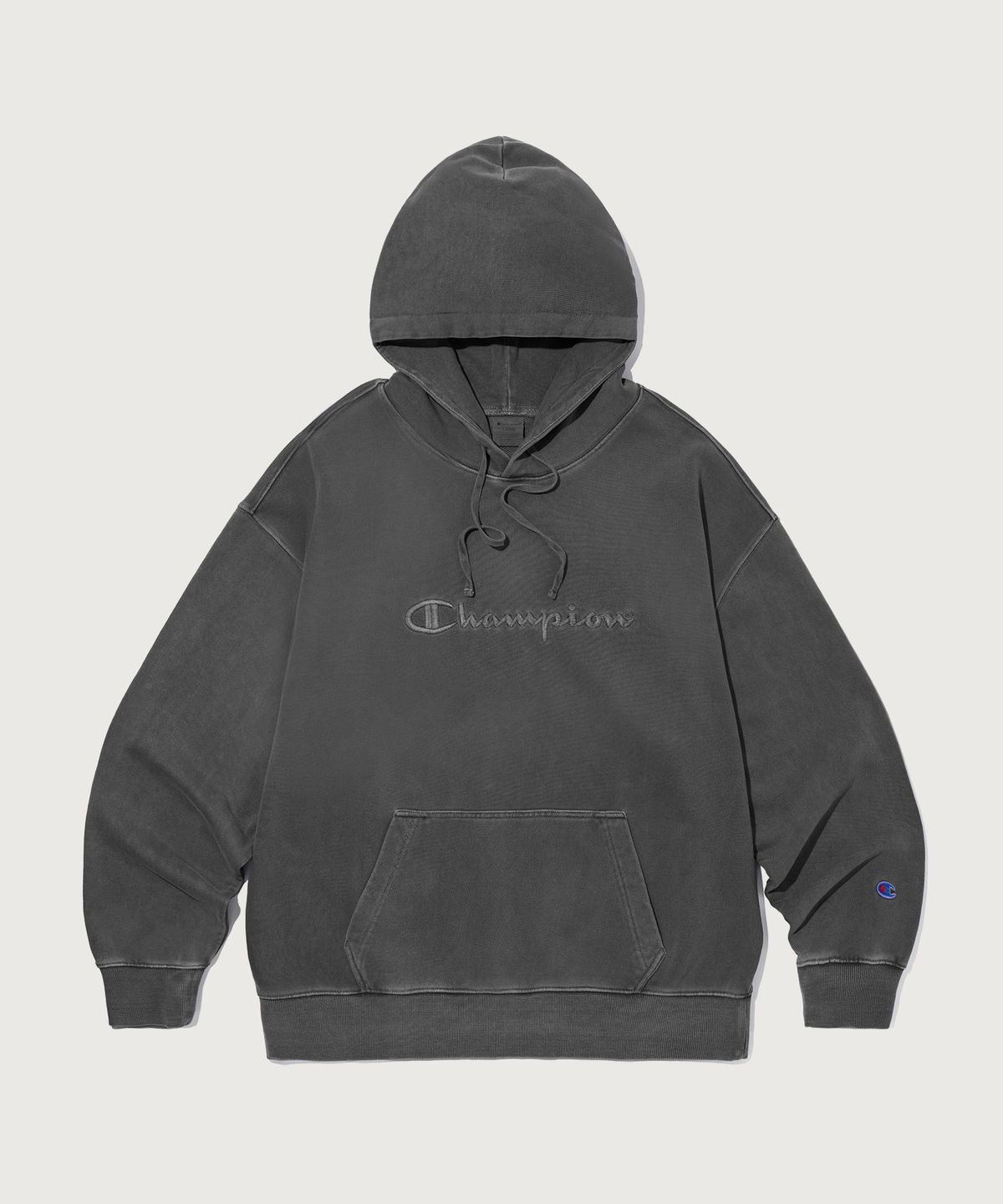 챔피온(CHAMPION) 빅 로고 피그먼트 오버핏 후드 티셔츠 Charcoal