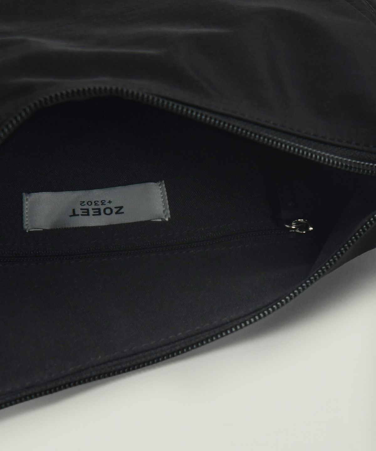 조에뜨(ZOEET) PEBBLE SHOULDER FABRIC BAG (MIDNIGHT)
