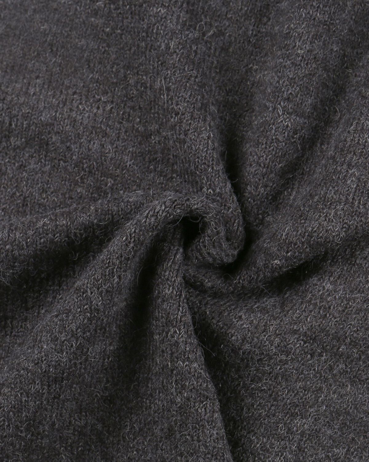 비슬로우(BESLOW) LAYERED COLLAR KNIT MELANGE CHARCOAL