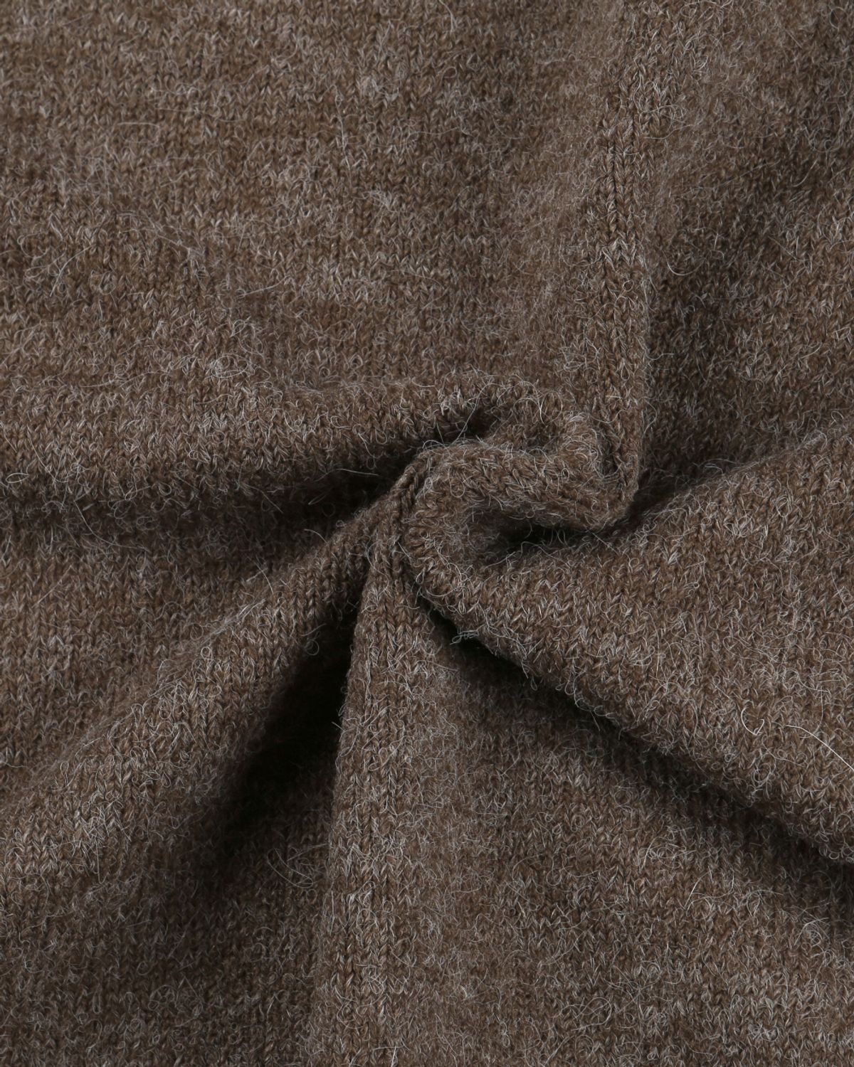 비슬로우(BESLOW) LAYERED COLLAR KNIT MELANGE BROWN