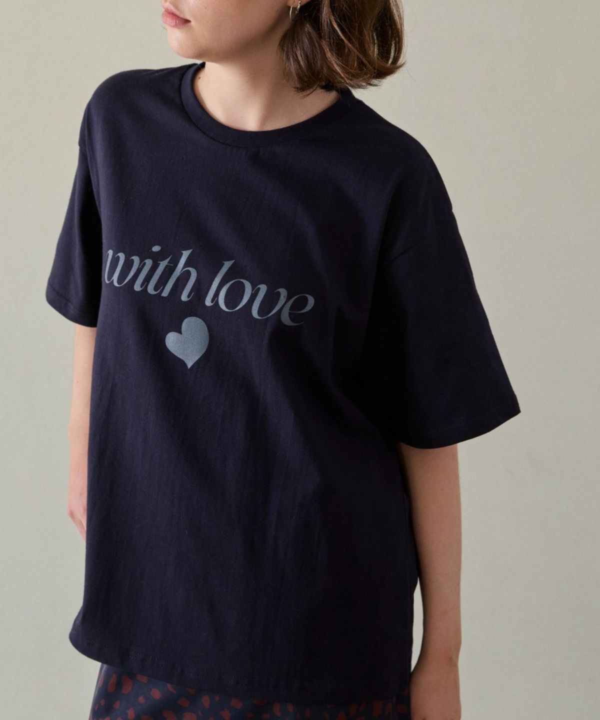 위오이(WIOE) With Love Overfit Tshirt_Navy