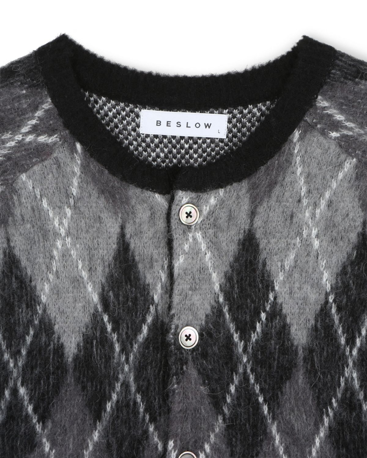 비슬로우(BESLOW) ARGYLE CREW NECK SHORT CARDIGAN BLACK