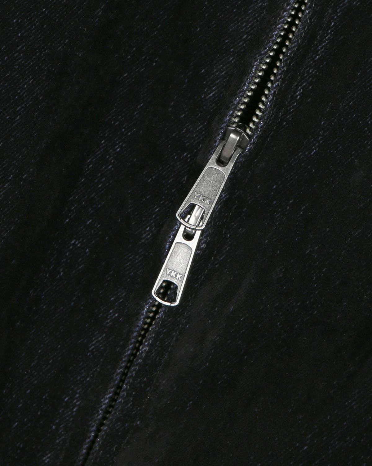 비슬로우(BESLOW) VELVET DENIM PADDED BLOUSON BLACK