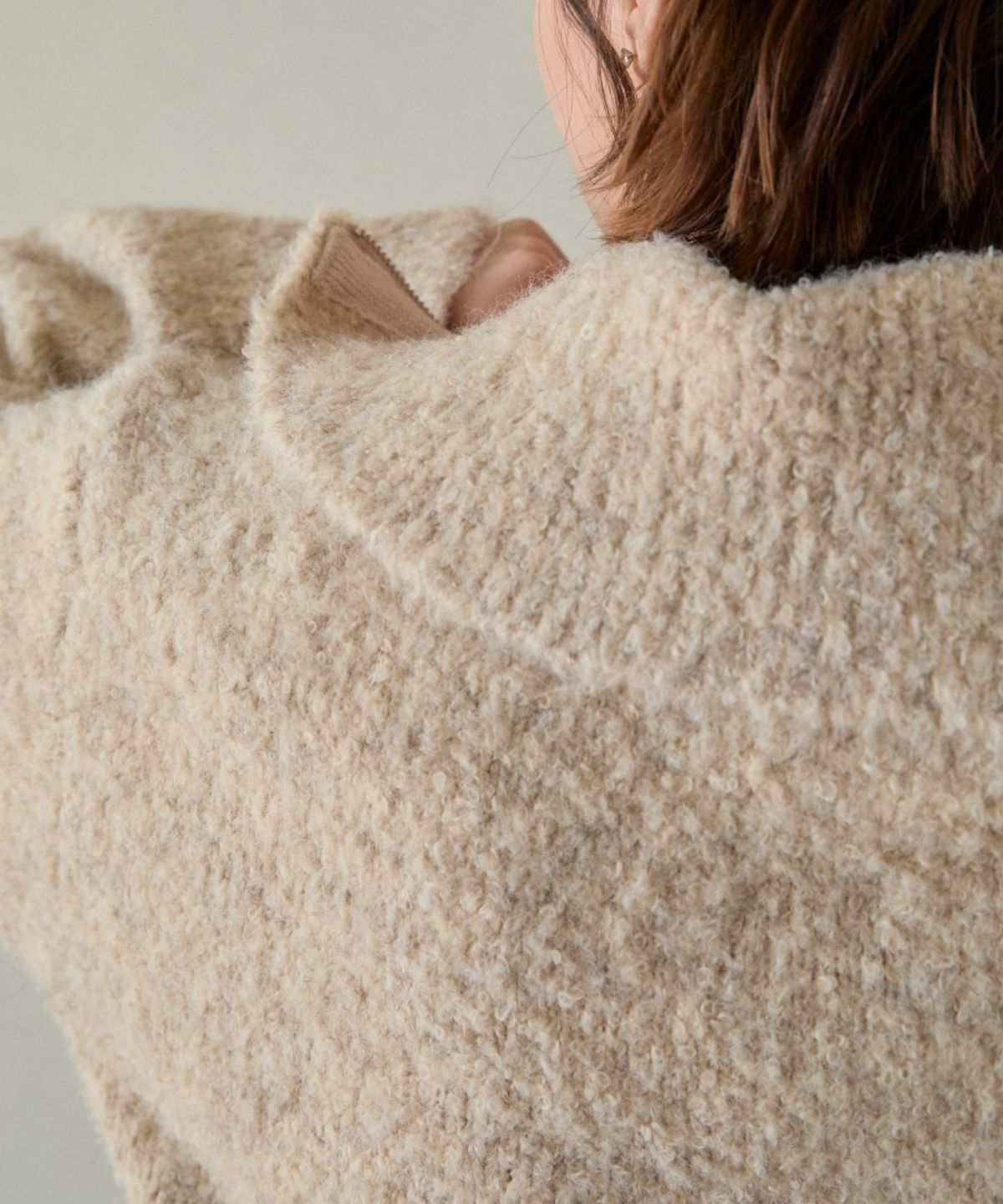 위오이(WIOE) Ru Zip-up Knit Cardigan_Oatmeal