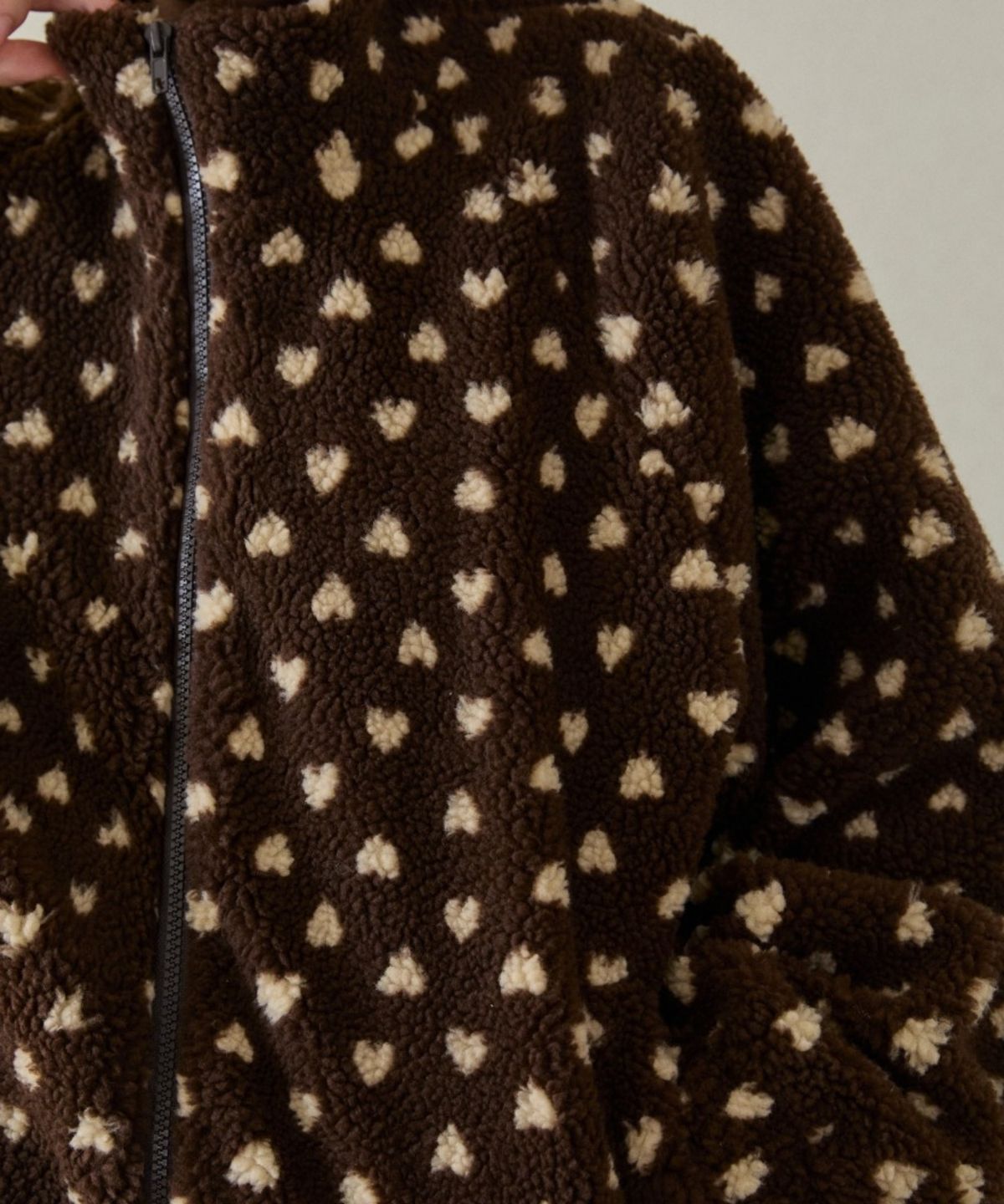 위오이(WIOE) Heart Dumble Fleece Jacket_Brown