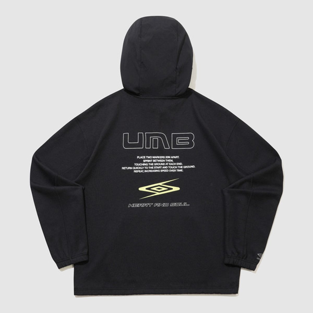 엄브로(UMBRO) 나이트런 하이브리드 후드 하프 집업 블랙(UQ321SHD91)
