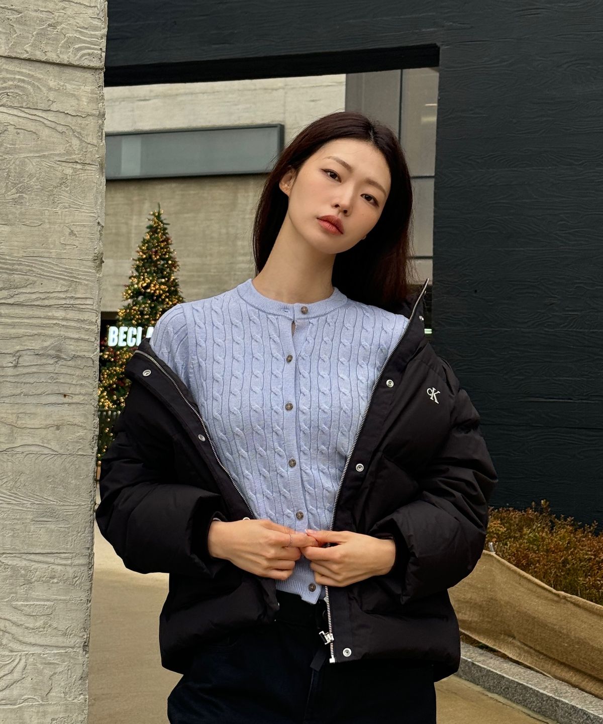캘빈클라인 진(CALVIN KLEIN JEANS) 여성 숏 렝스 스탠드 카라 푸퍼 47D577G UB1