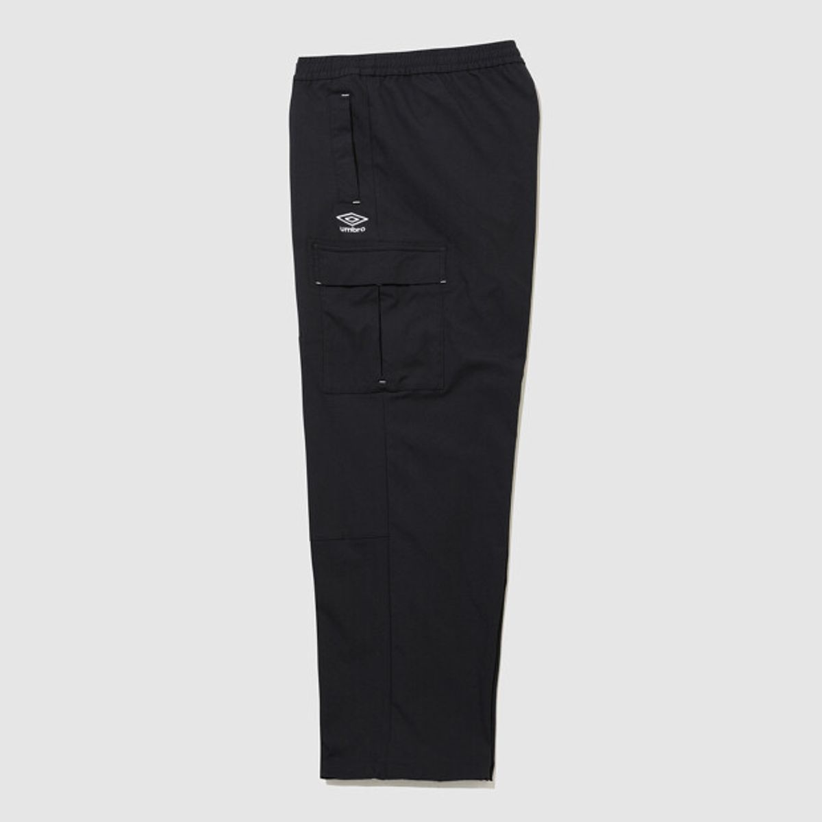 엄브로(UMBRO) 면터치 나일론 카고 스트레이트 팬츠 블랙(UQ323CPT95)