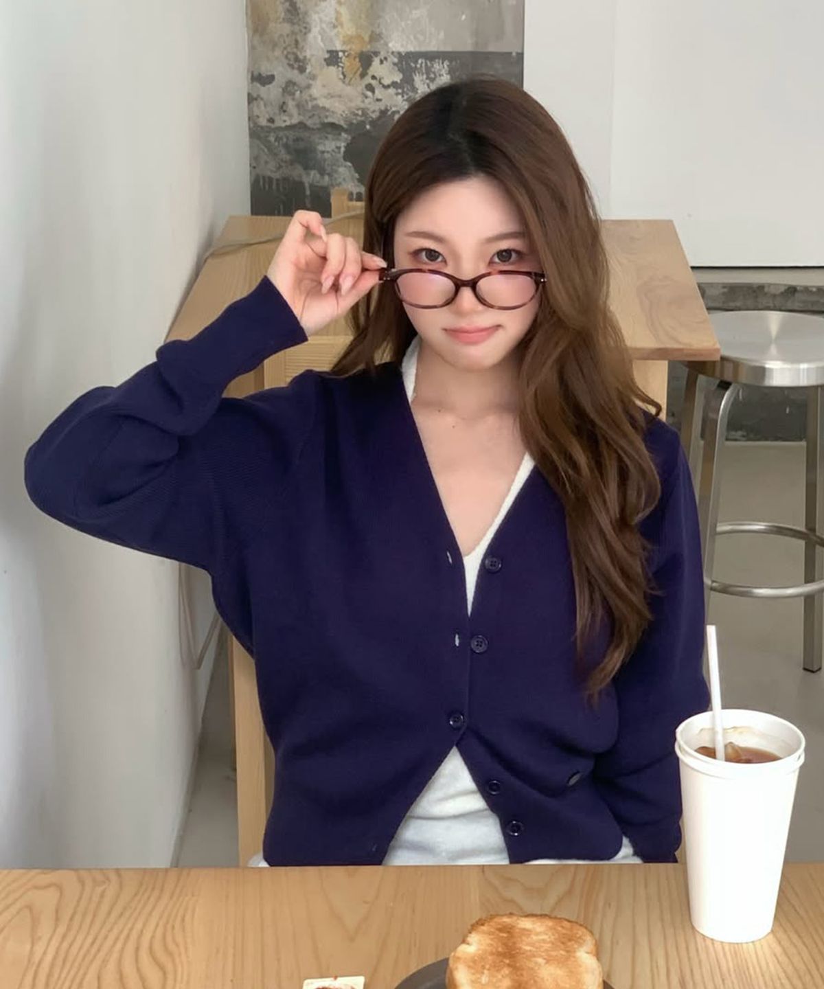 커스텀어클락 우먼(COSTUMEOCLOCK WOMAN) 베이직 브이넥 가디건 8 COLOR COWCD001
