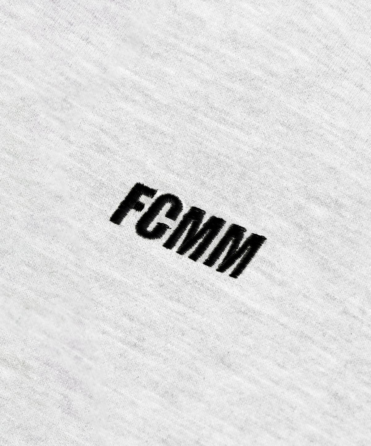 에프씨엠엠(FCMM) 클럽 팀 에센셜 맨투맨 2.0 - 실버 그레이