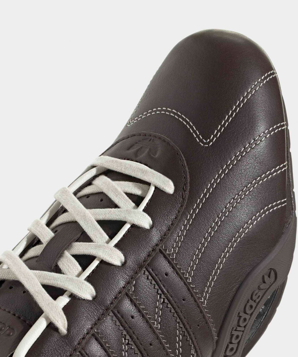 아디다스(ADIDAS) 아디레이서 로우 - 다크브라운 / JS1556