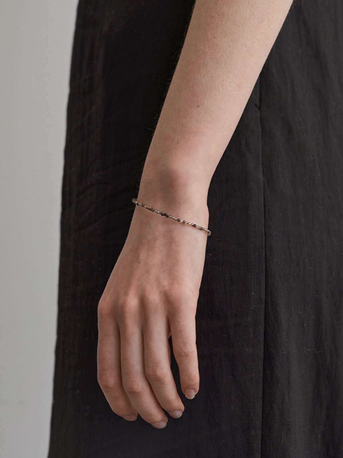 플릿(FLIT) SAND GEM BALL BRACELET (BLACK)