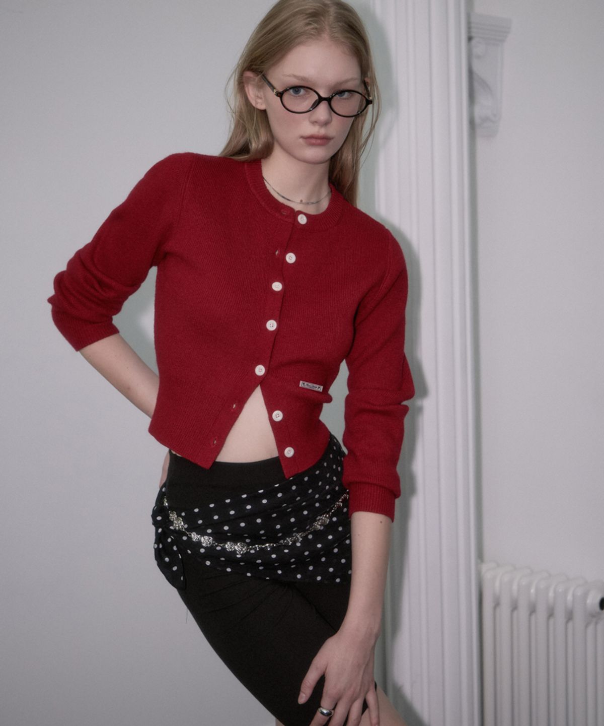 로제프란츠(ROSEFRANTZ) Soft Nut Button Cardigan [Red]