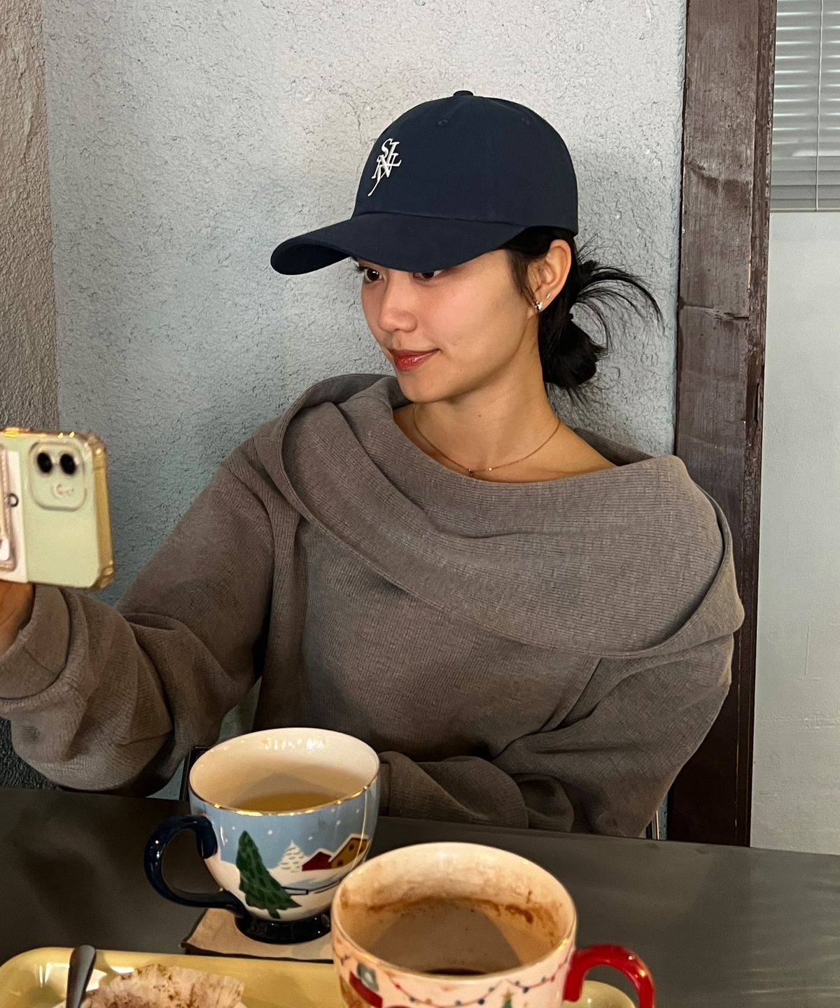 소이렌(SOYLEN) 세리프 레이어드 심볼 캡 (네이비)