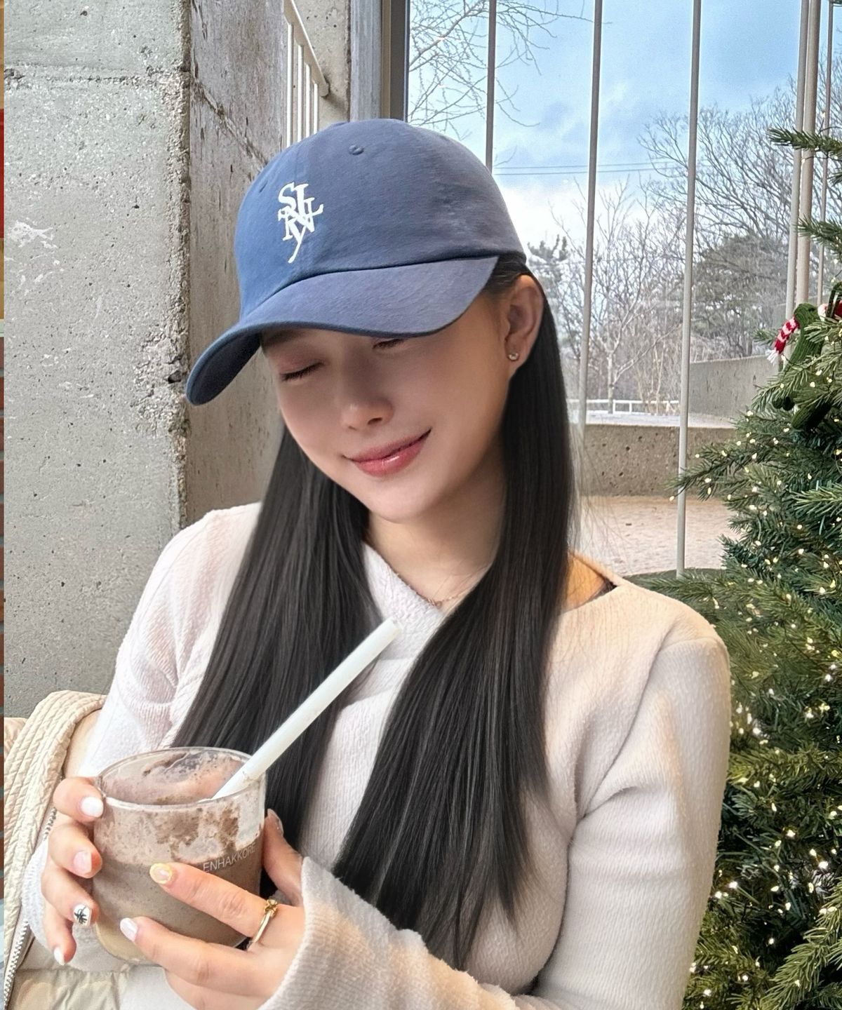 소이렌(SOYLEN) 세리프 레이어드 심볼 캡 (네이비)