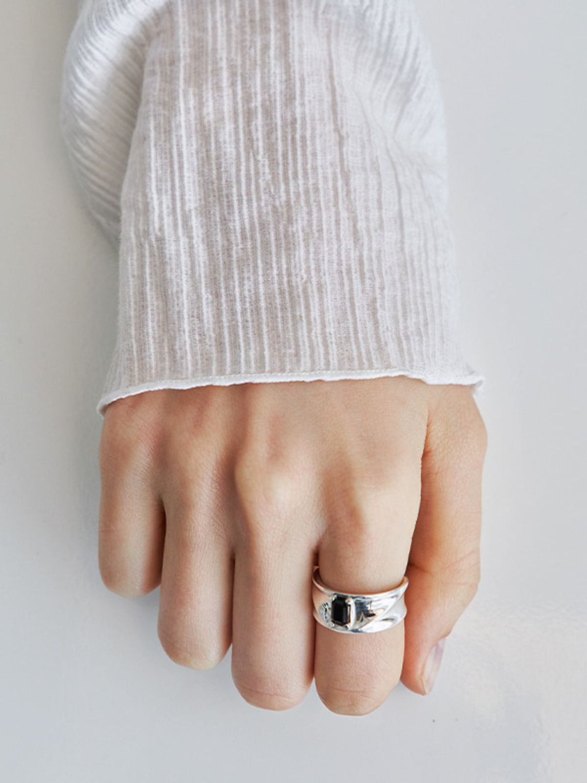 플릿(FLIT) SAND DUNE STONE RING (ONYX)