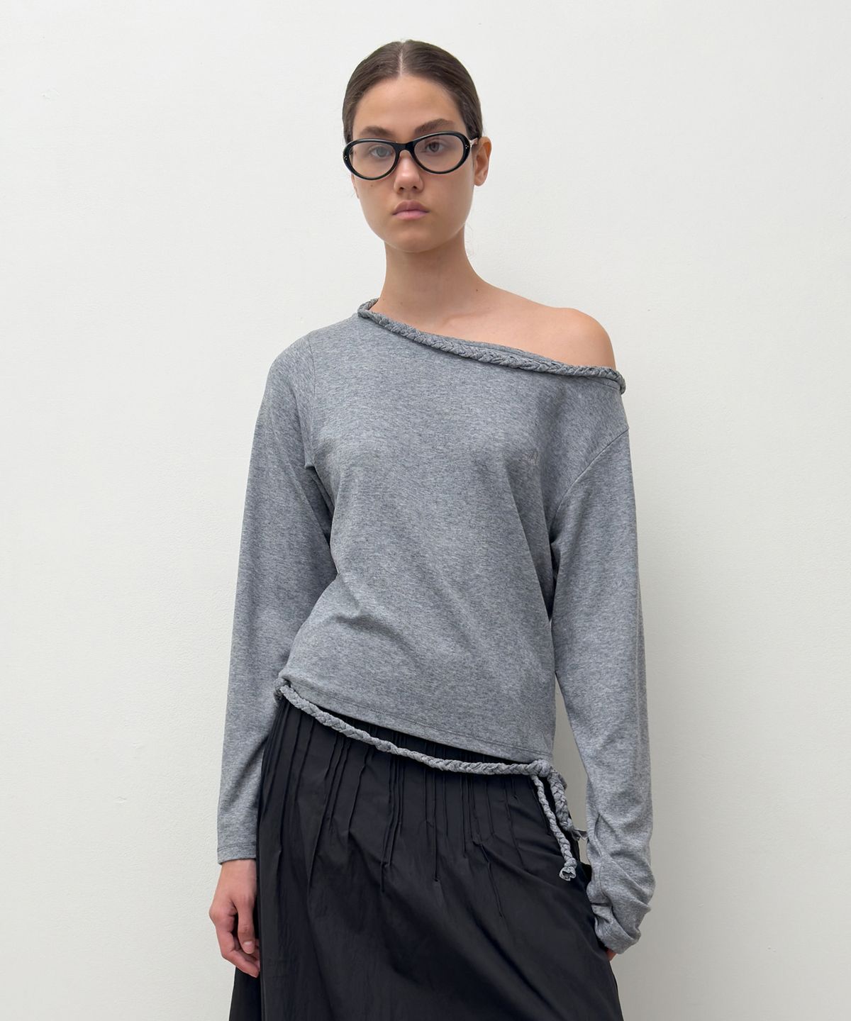 다이애그널(DIAGONAL) BRAID STRING TOP (melange grey)