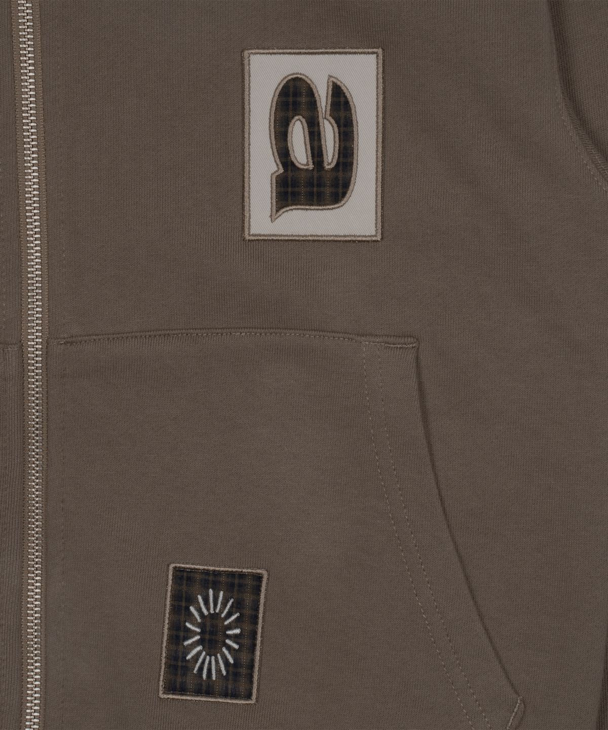 더콜디스트모먼트(THECOLDESTMOMENT) TCM frame hooded zip-up (brown)