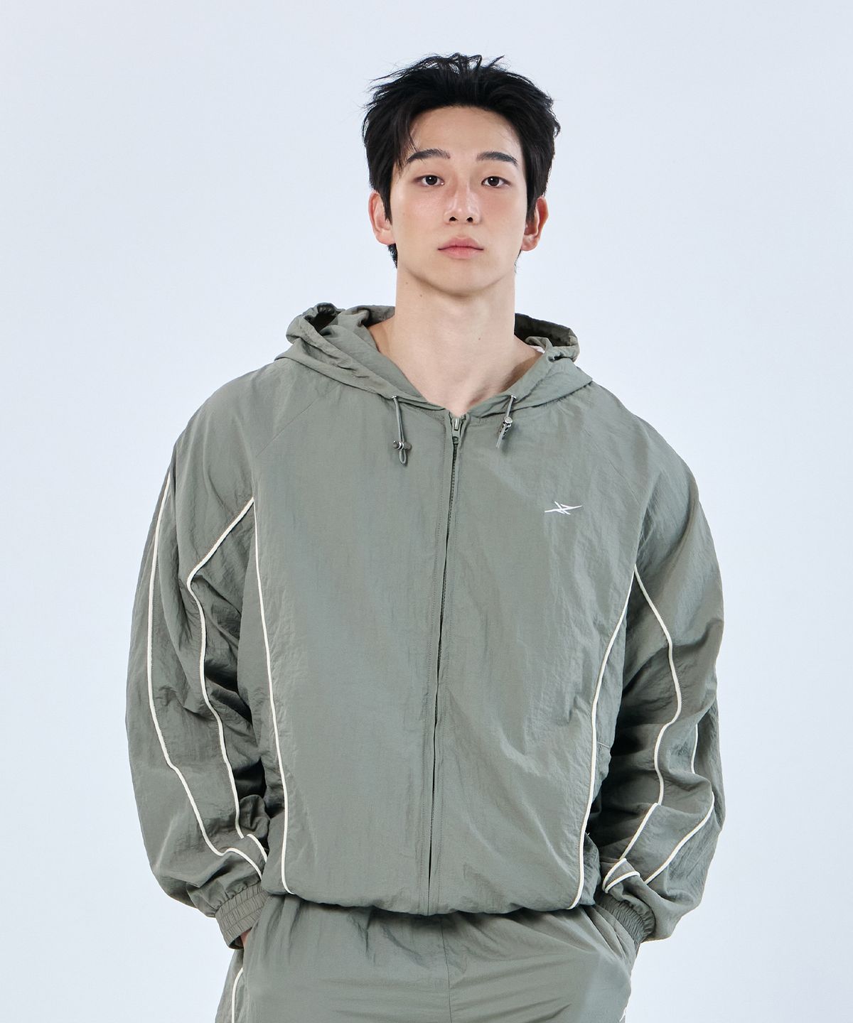 나인제트(NINEZ) 스포티 파이핑 트랙 자켓 (2color)