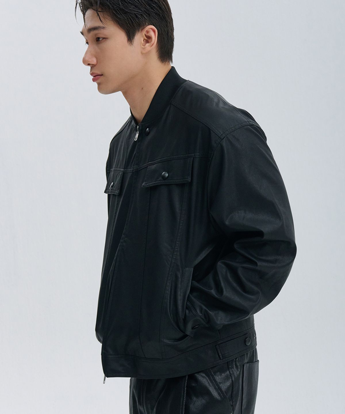 나인제트(NINEZ) 포켓 크롭 레더 자켓