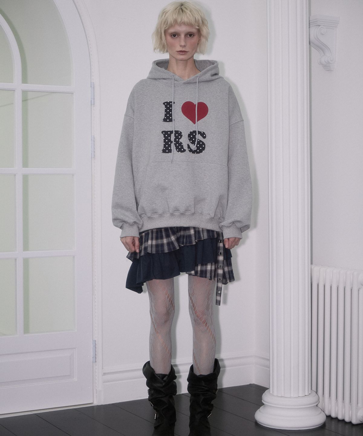 로제프란츠(ROSEFRANTZ) Dot Heart Hoodie [Gray]